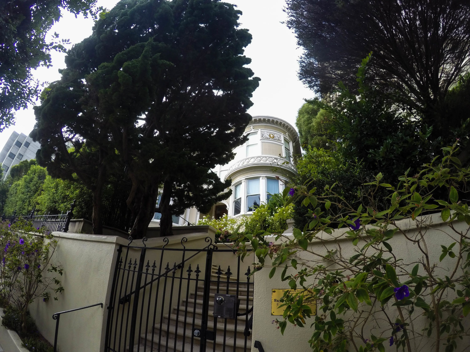 haunted homes in san francisco