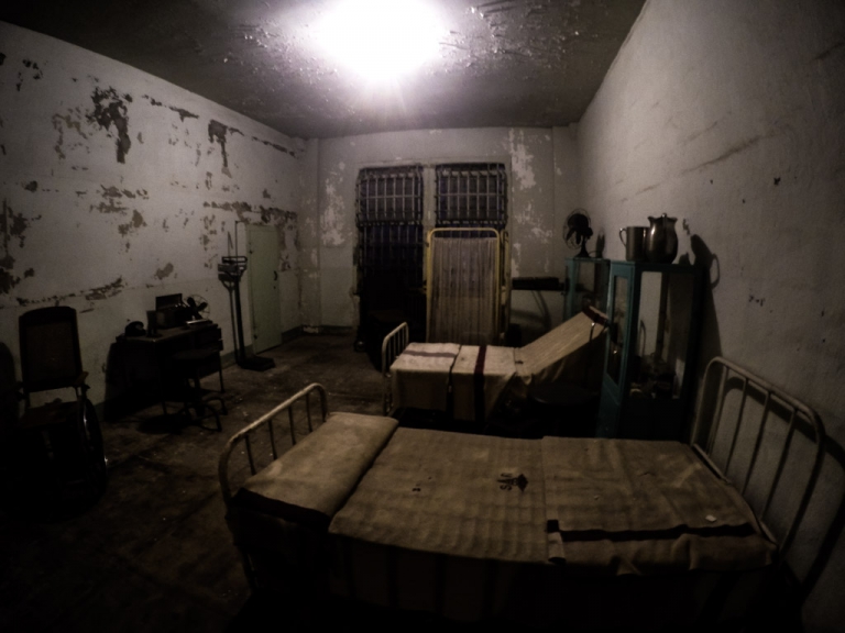 alcatraz island ghost tours