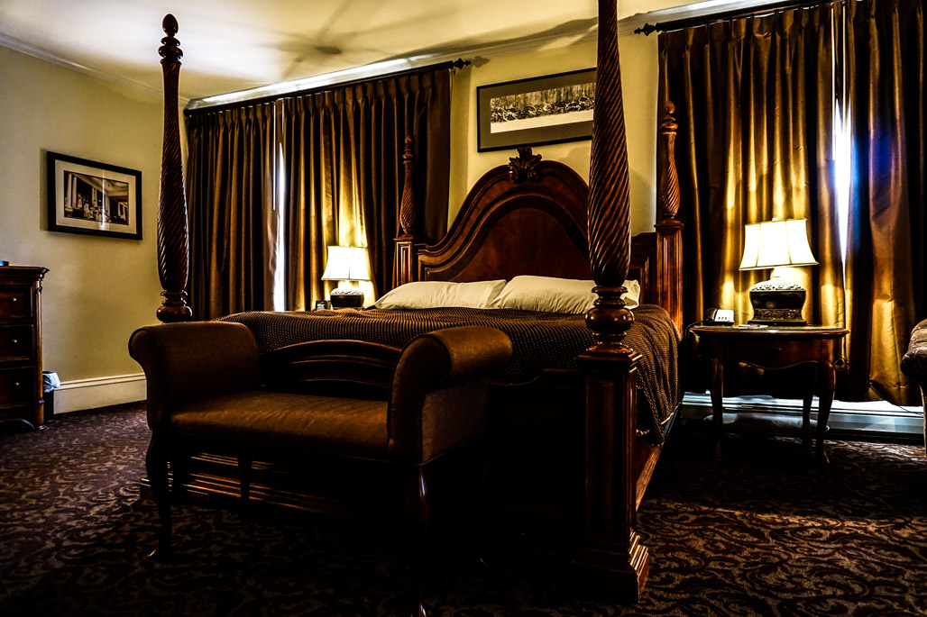 stanley hotel dining room