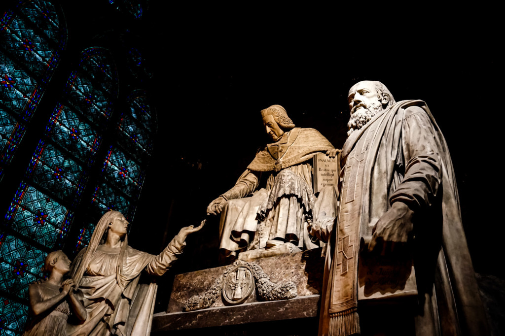 Sculptures within Notre Dame. 