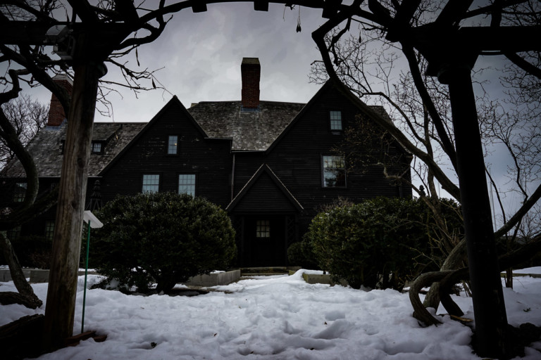 The Ghosts of Salem’s Haunted Hawthorne Hotel Amy's Crypt