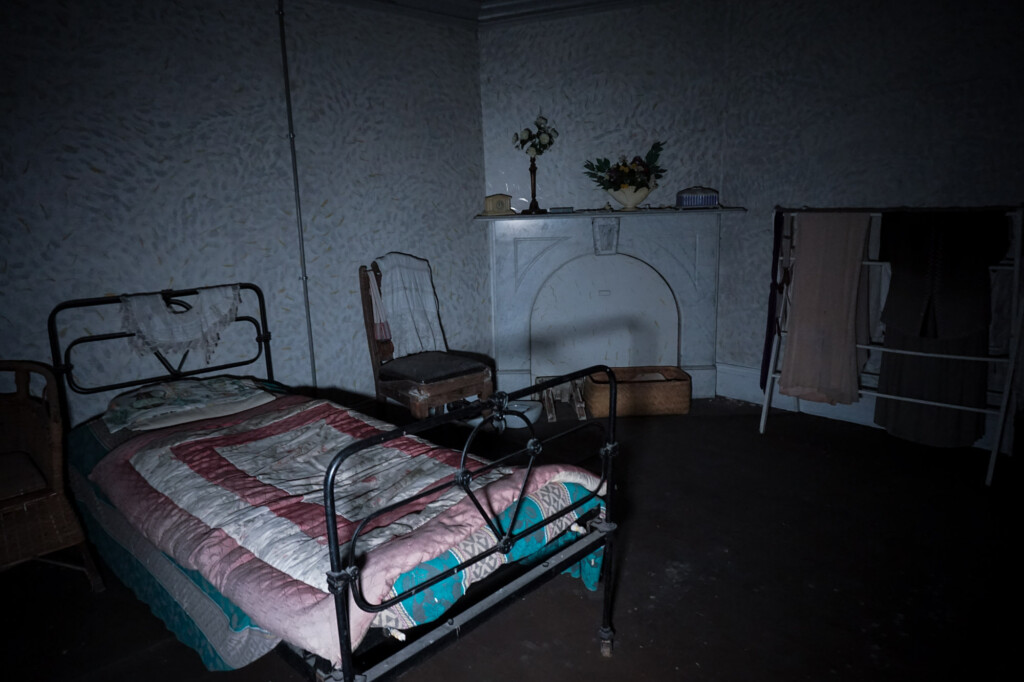 Haunted bedroom in Serviceton Railway Station. 