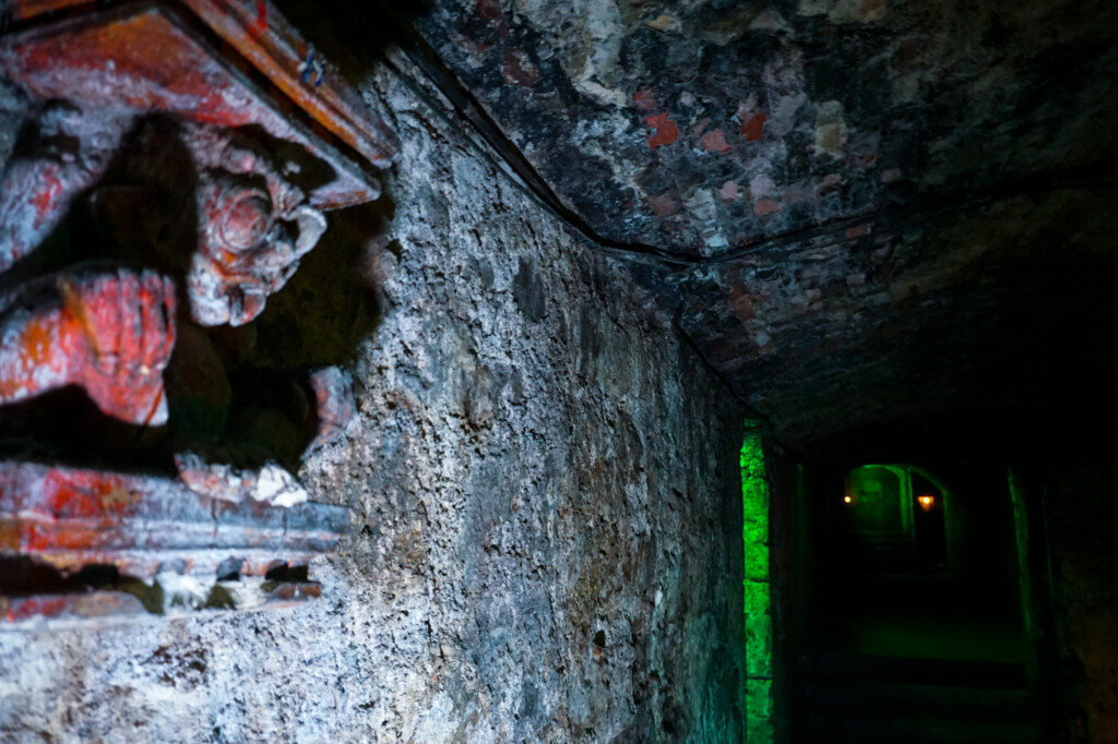 Gargoyle in the Edinburgh Vaults. 