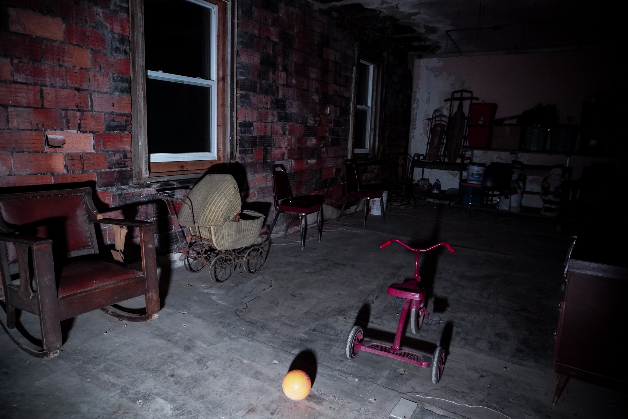 Tragedy and Haunting of Ashmore Estates Amy's Crypt
