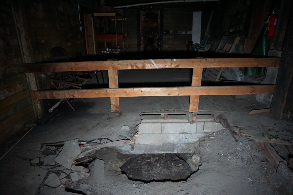 Are the paranormal claims about Bobby Mackey's true? - Amy's Crypt