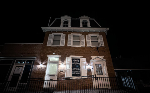 Amy's Crypt - Explorer of Creepy Locations