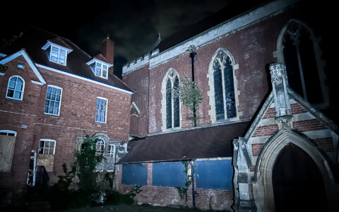 Amy's Crypt - Explorer of Creepy Locations